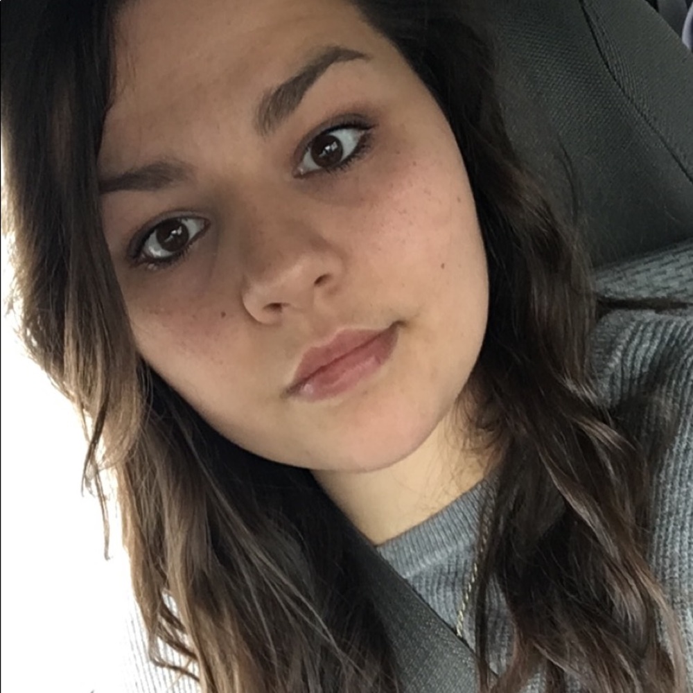 Meet your Posher, Samantha